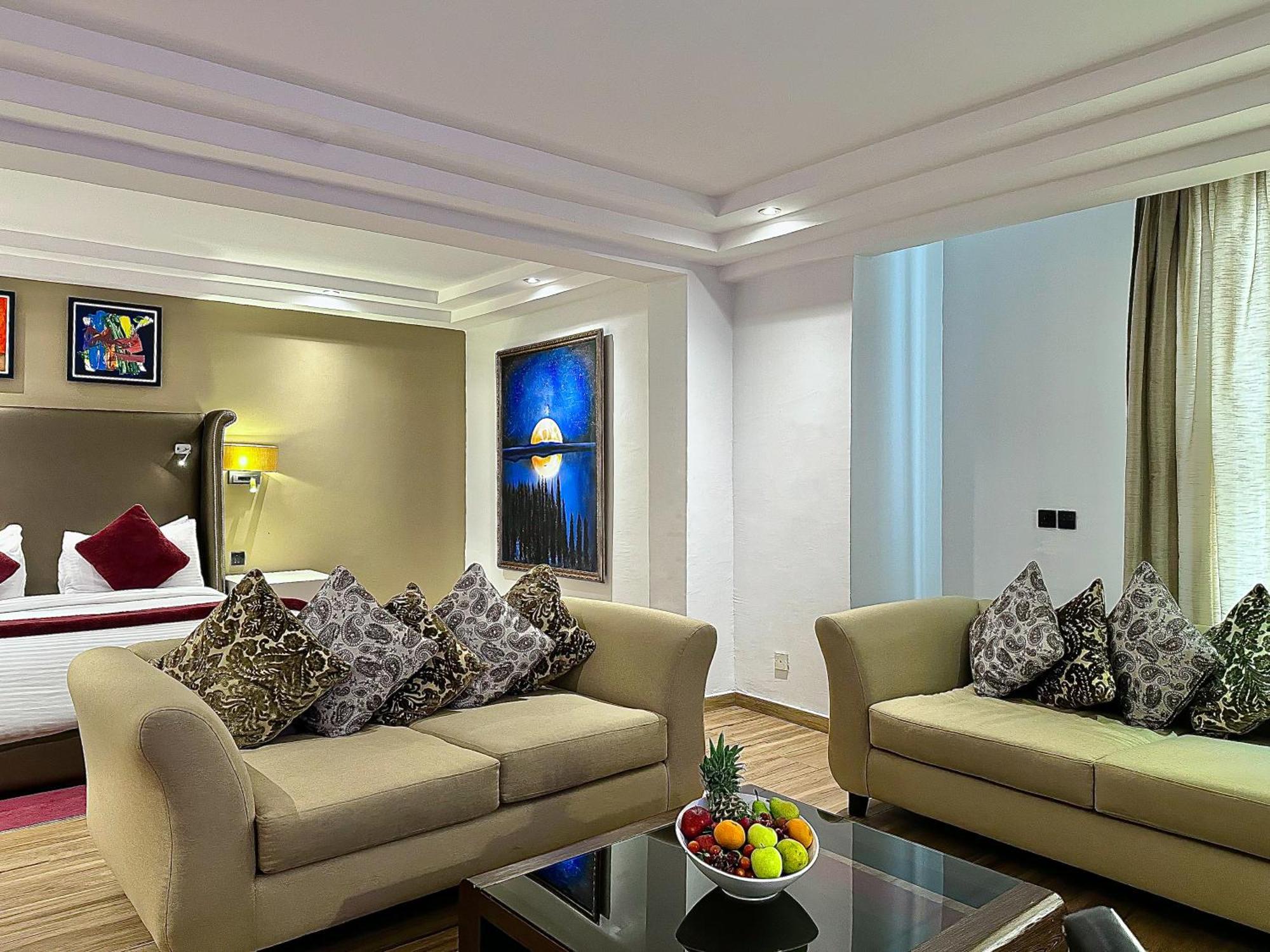 Victoria Crown Plaza Hotel Lagos Exterior foto